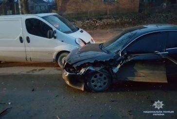 Поблизу Тернополя масова аварія: зіткнулося відразу шість автомобілів (ФОТО)