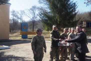 Військовослужбовці з Теребовлі отримали великодні смаколики (ФОТО)