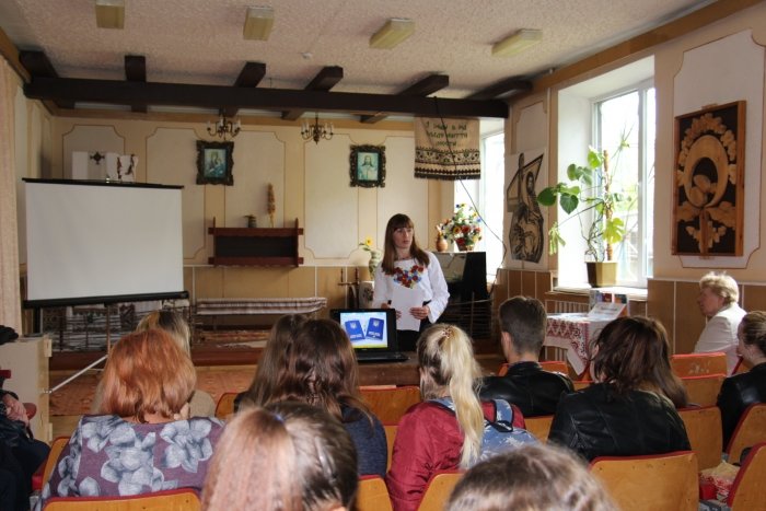 Тернопільські бібліотекарі представили студентам «Український шлях у Європу»