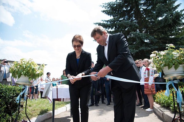 На Тернопільщині відкрили першу в Україні сільську шкільну обсерваторію