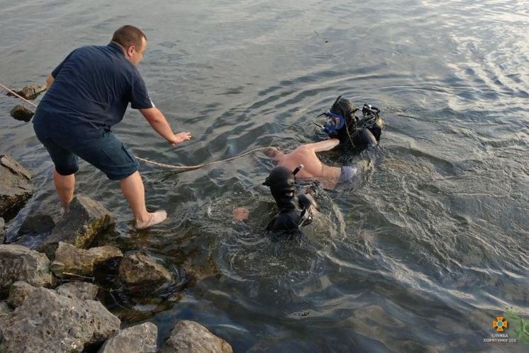 У Тернополі втопився чоловік (ФОТО)
