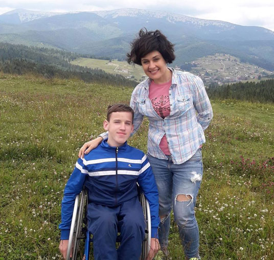 У Тернополі здійснили мрію 15-річного Сергія Ткачука, який понад усе хотів побачити найвищу вершину України Говерлу (ФОТО)