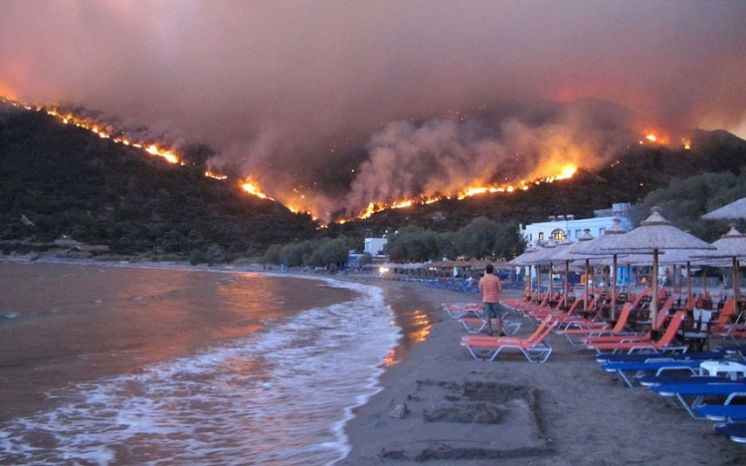 Назвали приголомшливу причину страшних пожеж у Греції (ФОТО)