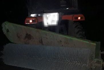 У Тернополі п’яний водій іномарки пошкодив трактор і втік (ФОТО)