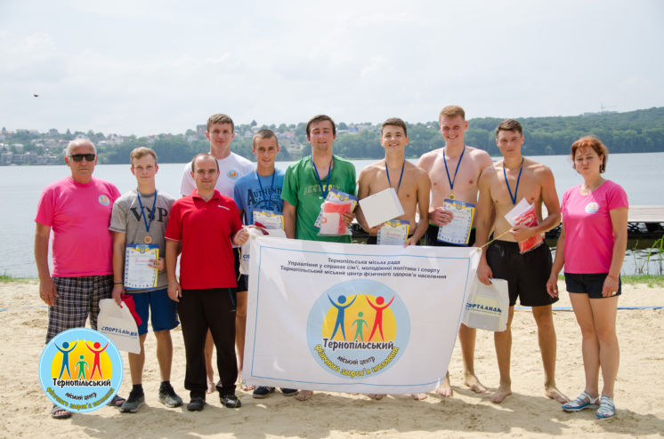 У Тернополі провели турнір з пляжного волейболу (ФОТО)