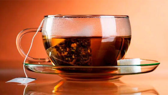 Чому категорично не можна пити чай у пакетиках: відповідь медиків