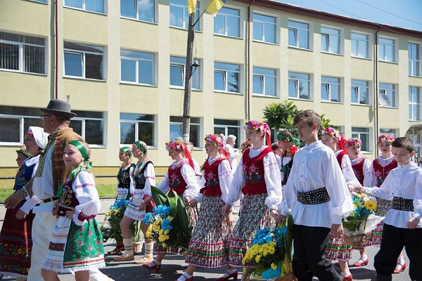 На Тернопільщину приїхали лемки з багатьох країн світу (ФОТО)
