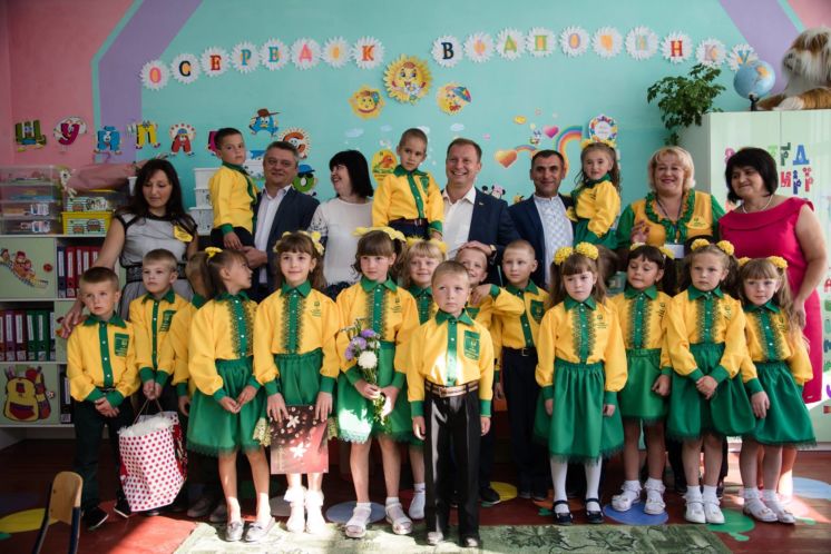 Голова Тернопільської ОДА Степан Барна: «Понад 12 тисяч першокласників в області навчатимуться за новими стандартами»