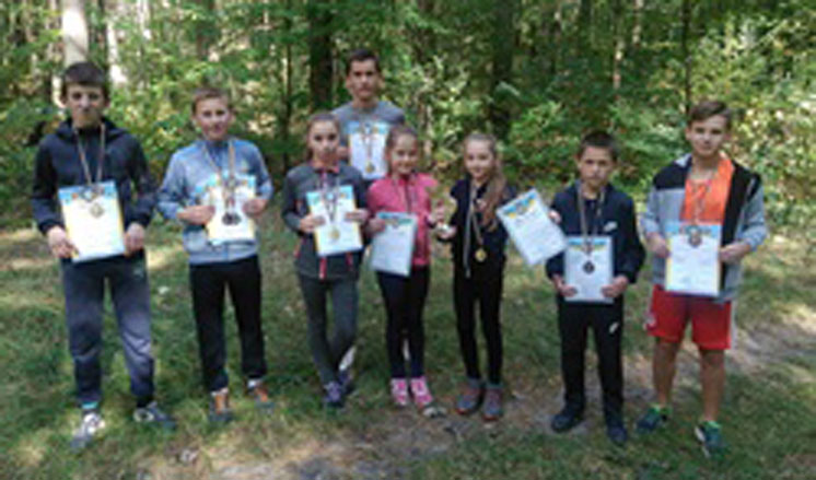 Юні легкоатлети зі Зборівщини посіли призові місця у першості з легкоатлетичного кросу на Львівщині