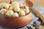 Страви з картоплі: оригінальні рецепти на свята і щодень
