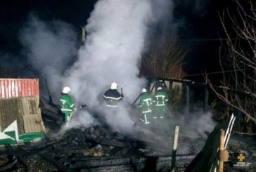 На Кременеччині, внаслідок короткого замикання, вщент згоріла господарська будівля (ФОТО)