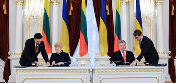 Україна і Литва підписали угоду про захист заробітчан