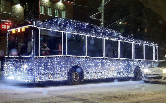 Які маршрутки і тролейбуси працюватимуть у Тернополі в новорічну ніч?