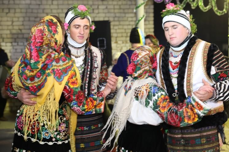 Карнавал по-тернопільськи: як маланкували у Горошовій