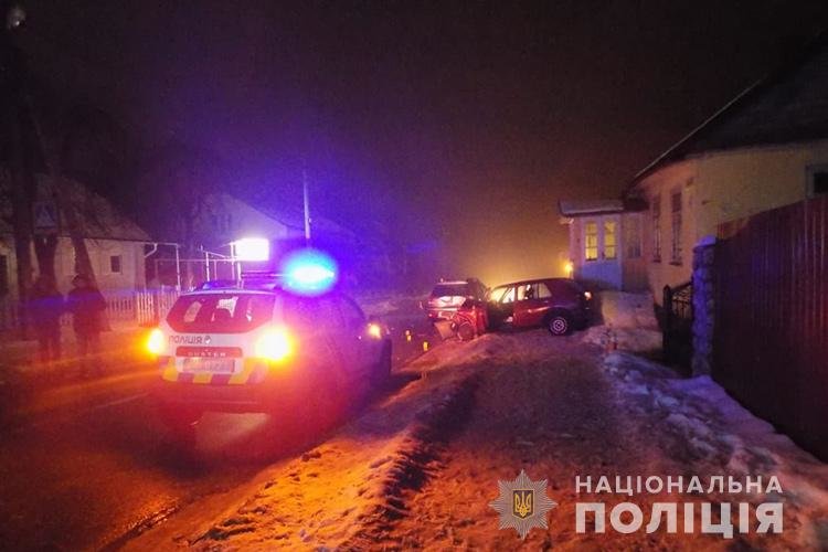 У Почаєві п’яний водій покалічив трьох людей, один з яких виявися поліцейським (ФОТО)