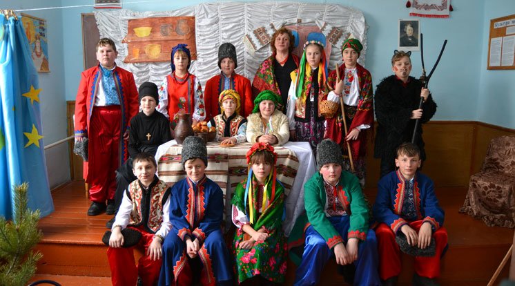 У Козівському районі школярі інсценізували знамениту повість Гоголя «Ніч перед Різдвом» (ФОТО)