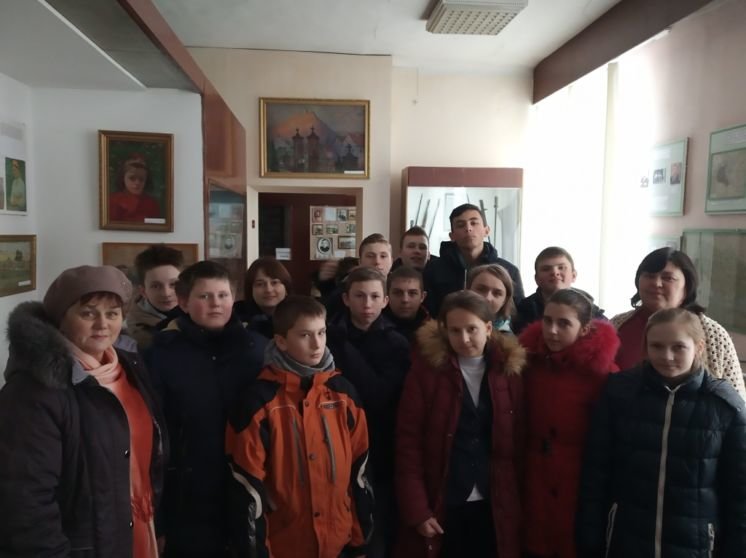 Урок про героїв Крут провели для школярів у Кременецькому краєзнавчому музеї (ФОТО)