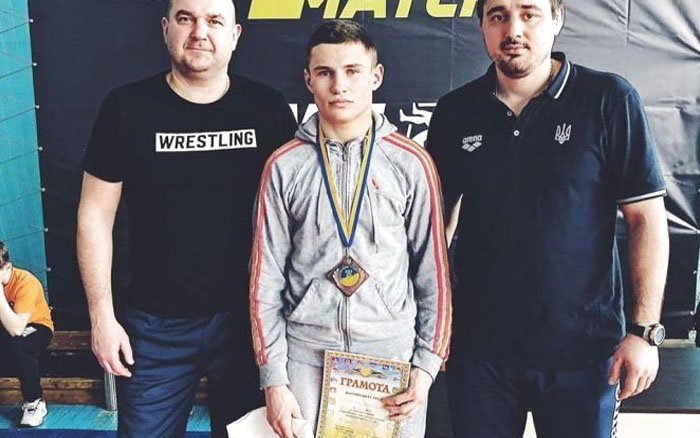 Тернопільський борець виборов “бронзу” на юніорському чемпіонаті України