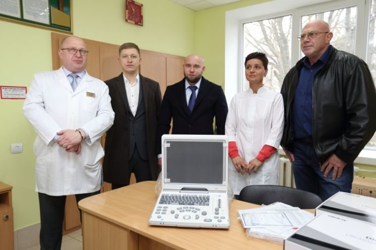 Тернопільська міська дитяча лікарня отримала від благодійників сучасне УЗД- обладнання: обстеження буде безкоштовним (ФОТО)