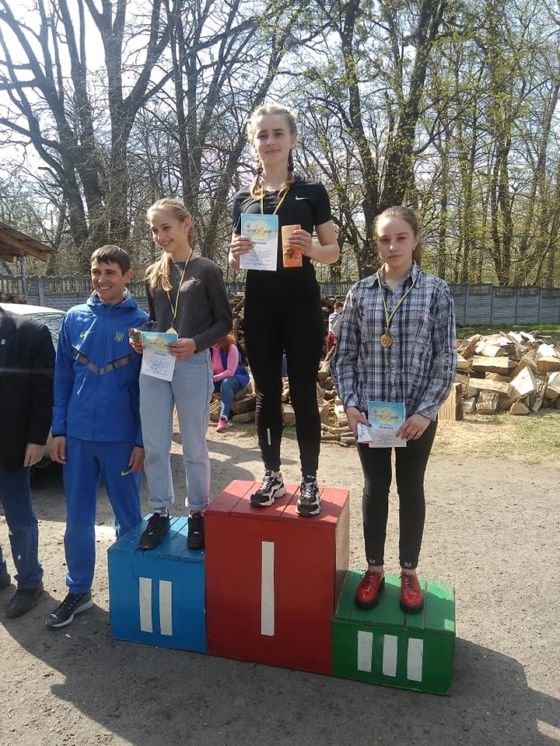 Юні легкоатлети зі Зборівщини повернулися з черговою перемогою з Чемпіонату Львівської області (ФОТО)