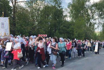 На Тернопільщині матері пройшли пішки 54 кілометри з молитвою за дітей і мир