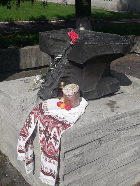 На Тернопільщині вшанували жертв “Молотківської трагедії”