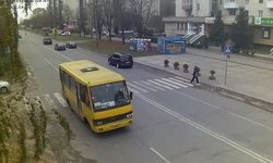 У Тернополі, на вулиці Лесі Українки, тимчасово зміниться місце зупинки громадського транспорту