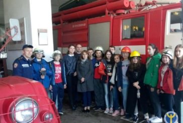 Лановецькі школярі «приміряли» професію пожежника (ФОТО)