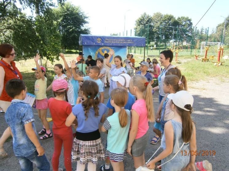 На Тернопільщині дітям у літніх таборах розповідають про цікавий світ професій (ФОТО)
