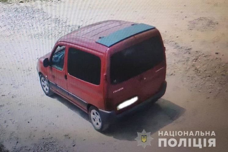 Тернополянин ховав крадене авто в самовільно захопленому гаражі