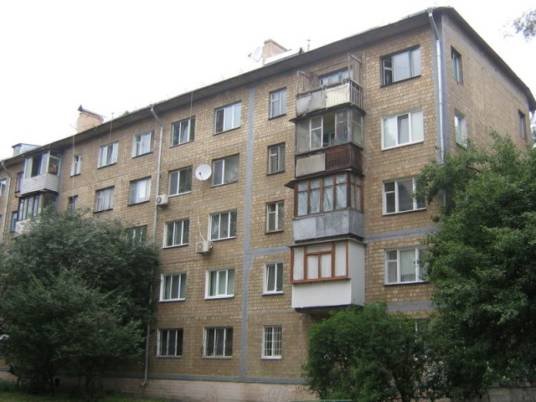 Скільки на Тернопільщині квартир та житлових будинків?