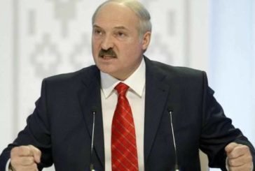 Бацька заборонив білорусам звільнятися з роботи за власним бажанням