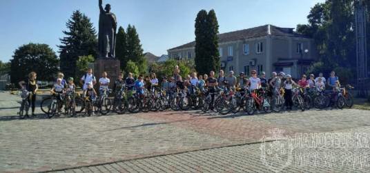 Близько п’ятдесяти учасників долучились до велопробігу «Твоя Незалежність» у Ланівцях