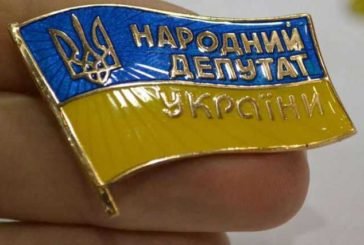 Половина українців не знають своїх «мажоритарників»