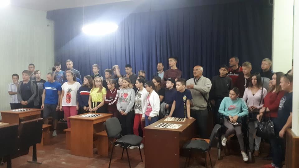 Представники Тернопільського «Інваспорту» провели шашковий турнір з нагоди Дня фізичної культури і спорту