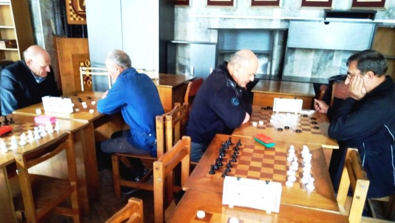 У Тернополі відбувся відкритий обласний турнір з швидких шахів та шашок серед чоловіків