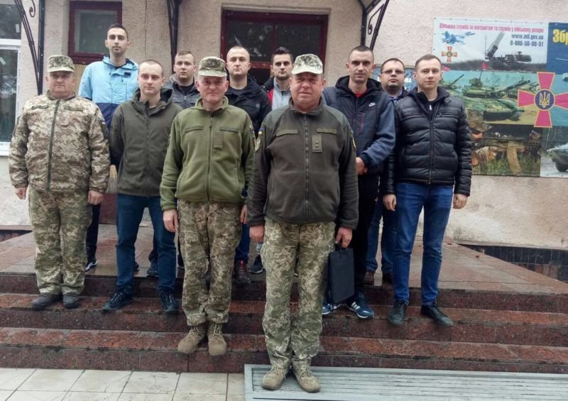 На Тернопільщині призивають офіцерів запасу на військову службу (ФОТО)