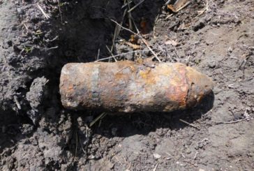 На Тернопільщині неподалік залізничної колії та ферми знайшли міни та снаряди