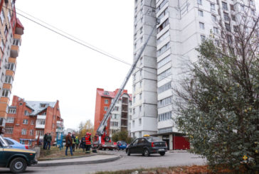 Тернопільські рятувальники вдосконалювали навики з гасіння пожеж та проведення рятувальних робіт у висотних будівлях