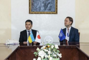Студенти ТНЕУ зустрілися з дипломатом Посольства Японії в Україні Хошіно Юічі (ФОТО)
