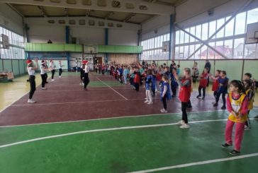 У Шумську відбулися спортивні естафети серед школярів, присвячені Дню Святого Миколая (ФОТО)