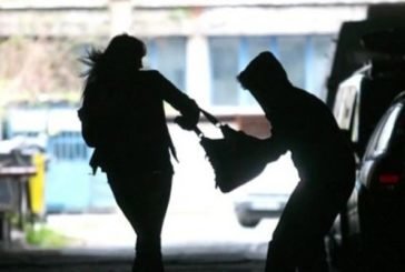 У Бережанах дві сестри напали та пограбували дівчину