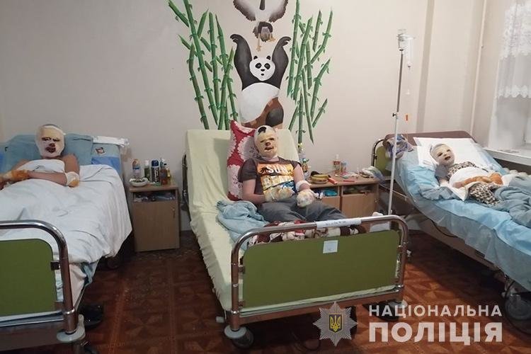 На Тернопільщині шахраї виманили гроші, які зібрали на лікування восьми дітей, постраждалих в результаті вибуху газу