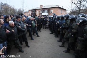 «Хвора» медицина та недовіра до влади вивели українців на «коронавірусні» протести