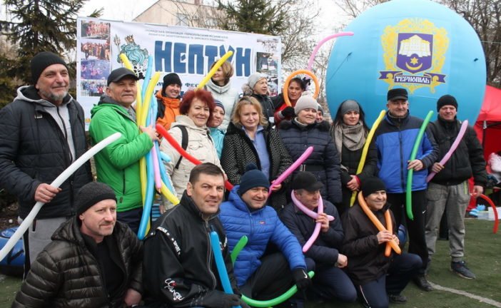 У Тернополі започаткували унікальне свято здорового способу життя та відсвяткували 34-й день народження клубу «Нептун» (ФОТО)