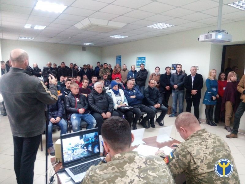 Що пропонували у Тернополі на ярмарку вакансій військових професій (ФОТО)