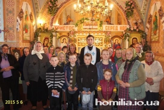 У селі на Тернопільщині на горищі церкви знайшли старовинні ікони (ФОТО)