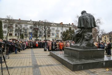 Тернопільські рятувальники вшанували пам’ять Тараса Шевченка (ФОТО)