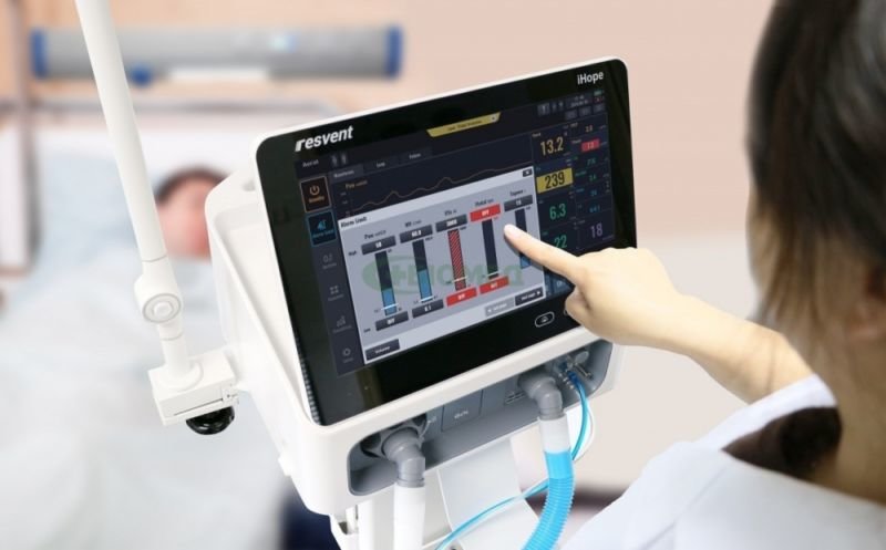 У лікарнях Тернополя є 19 апаратів штучної вентиляції легень – планується придбати ще 22