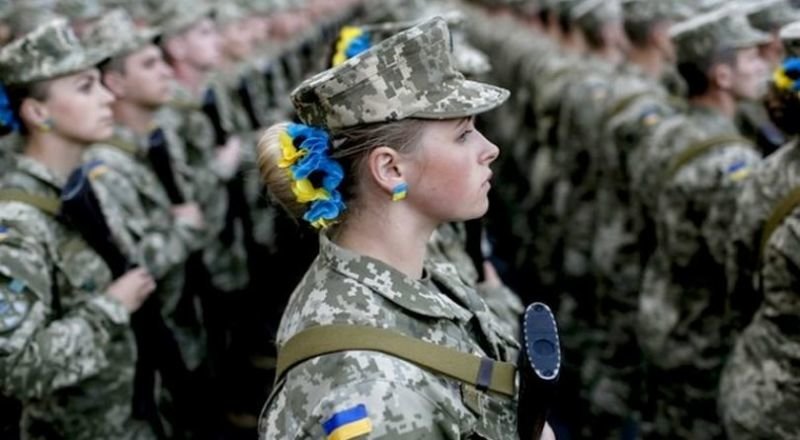 Міноборони запрошує жінок на керівні посади у війську